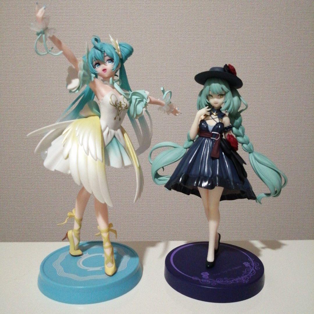 初音ミク フィギュア 8点セット ボカロ 水着 バニー サンタ 制服