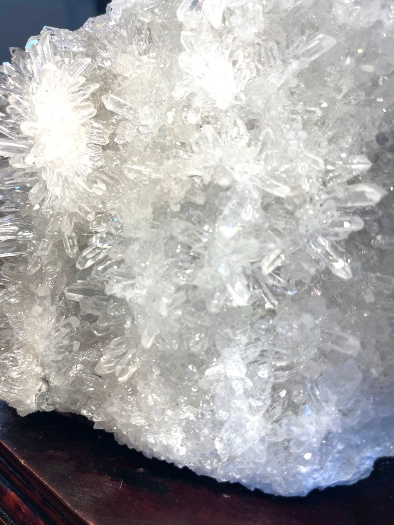 【ヒマラヤ産 天然水晶クラスター 台座付き】2.5kg