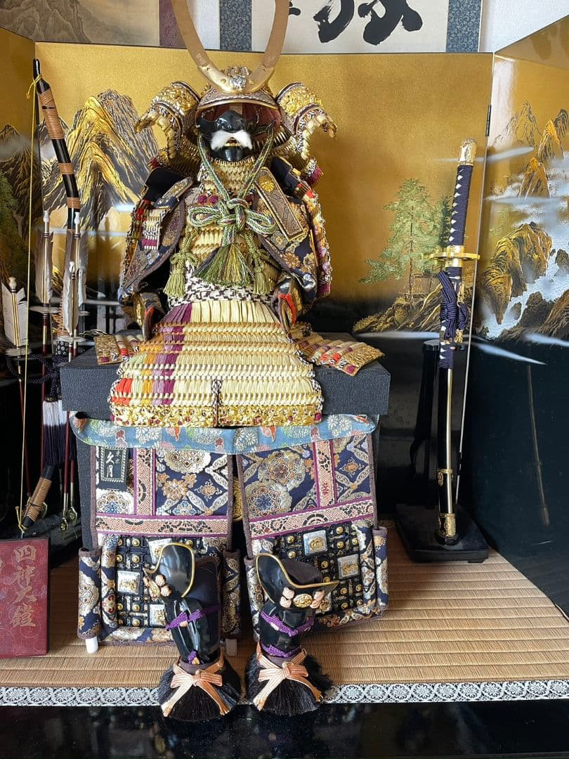 豪華 五月人形一式　兜飾り・弓太刀・屏風付き・武者人形・こどもの日