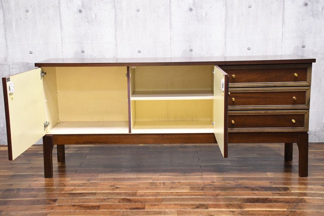 EGK33 パレットモベルヴェルク ヴィンテージ マホガニー材 サイドボード