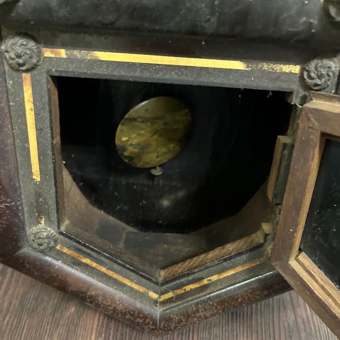 八角形の木製掛時計