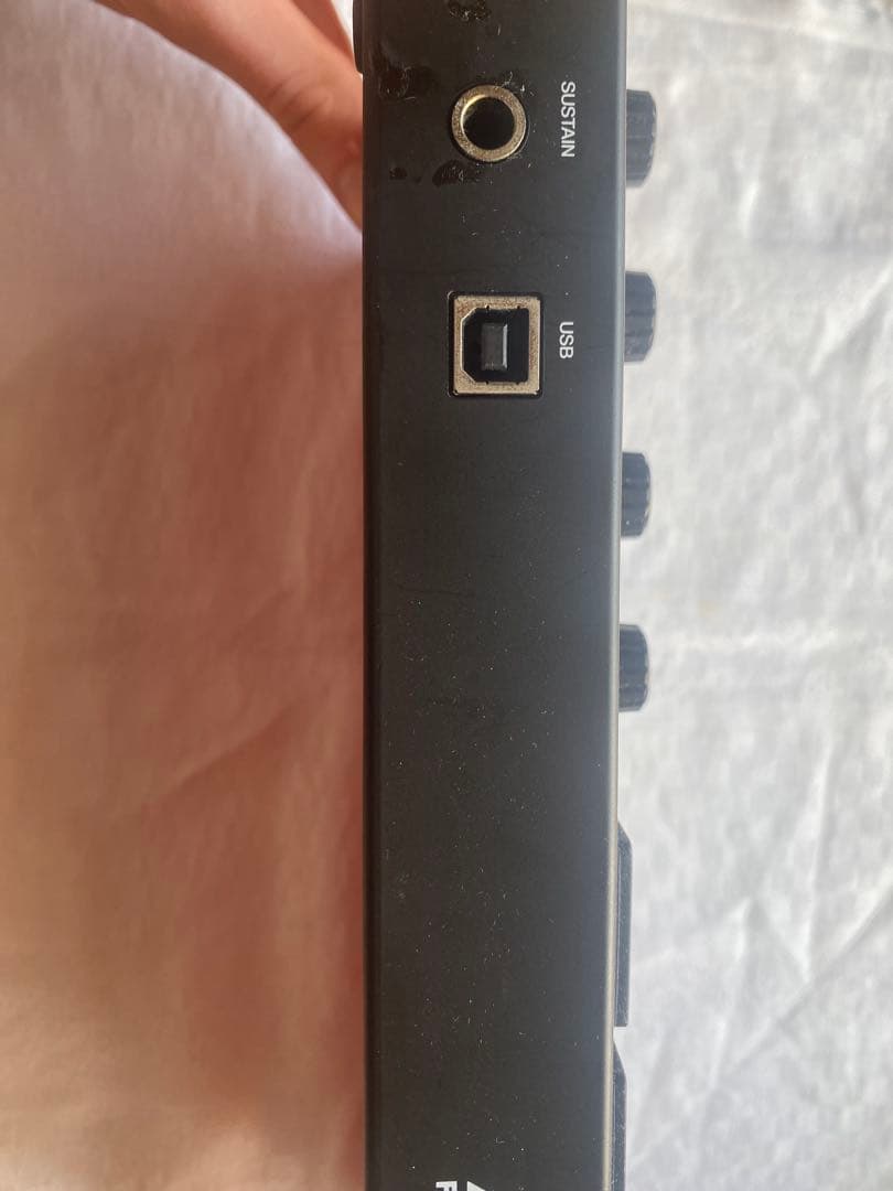 AKAI MPK Mini MIDIキーボード