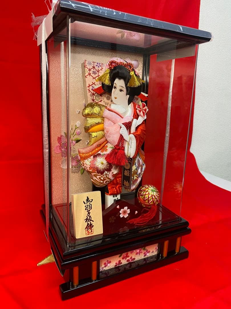 羽子板　アクリルケース黒塗り刺繍８号・サイズ間口約２４×奥行約１８×高さ約３９㎝