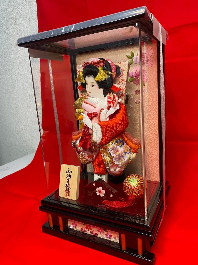 羽子板　アクリルケース黒塗り刺繍８号・サイズ間口約２４×奥行約１８×高さ約３９㎝