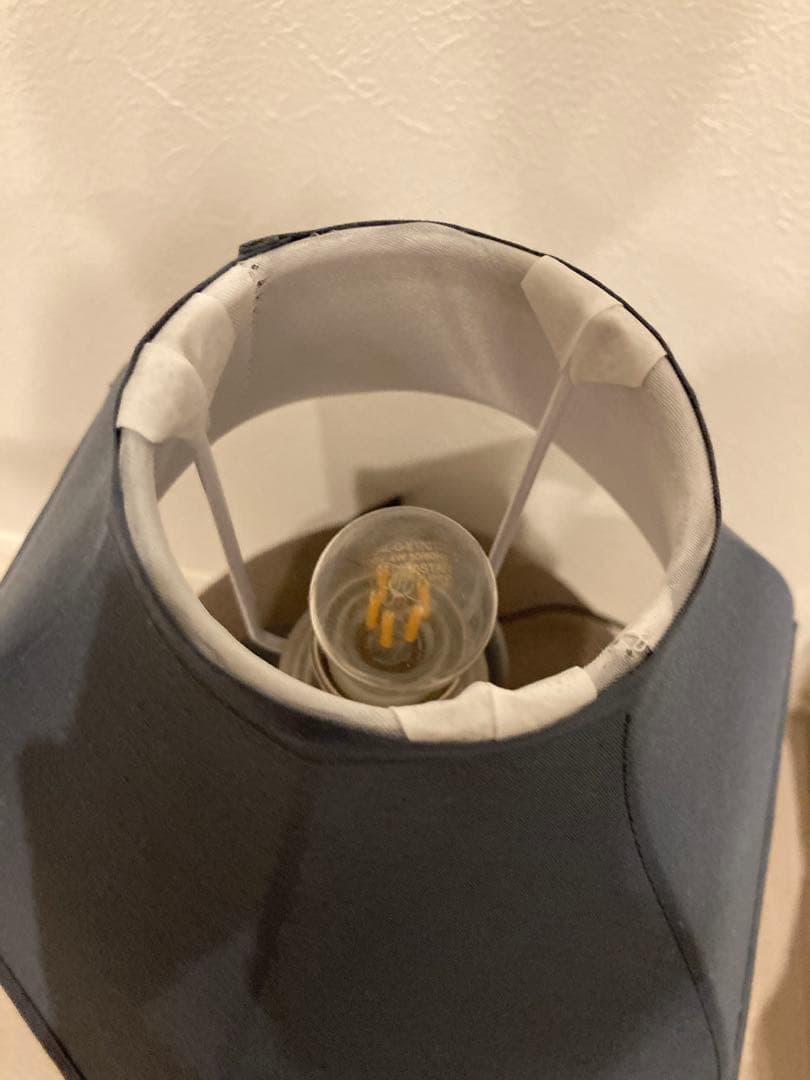 グラニフ　ビューティフルシャドー　テーブルランプ　ネイビー