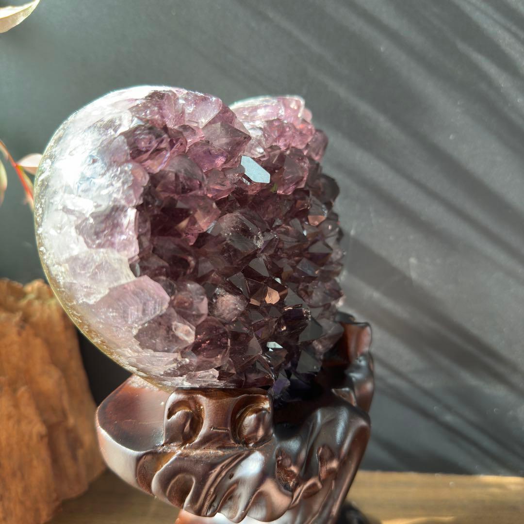 ウルグアイ産❣️天然石 アメジストのハート　置物　台座付きG.282