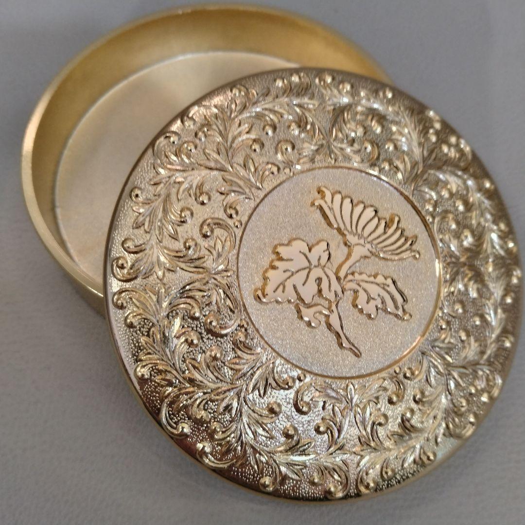 新品】皇居限定 菊葉小箱 ボンボニエール 24K GP 一粒万倍日 - メルカリ