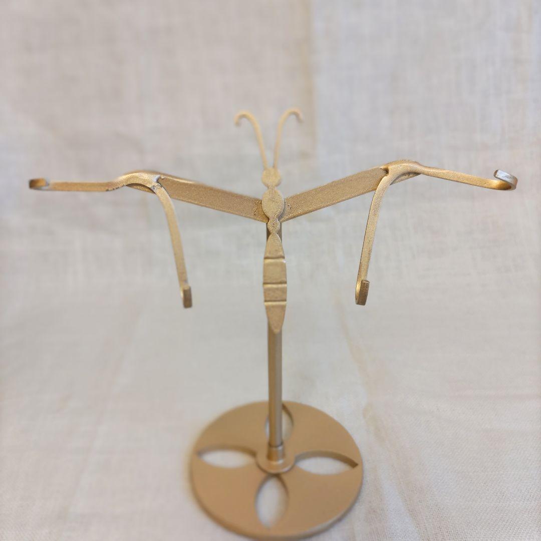 ブルーカルセドニー　蝶　スタンド付き　共生あり　　　ちょう　美しい　バタフライ