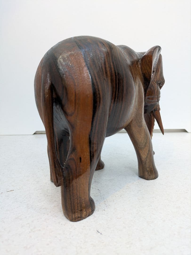 ☆b718、希少 唯一無二の模様 黒柿 象 彫刻 置物