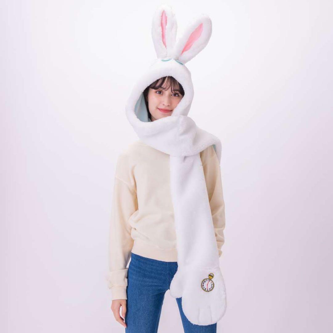 東京ディズニーリゾート 白うさぎ マフラーキャップ - メルカリ