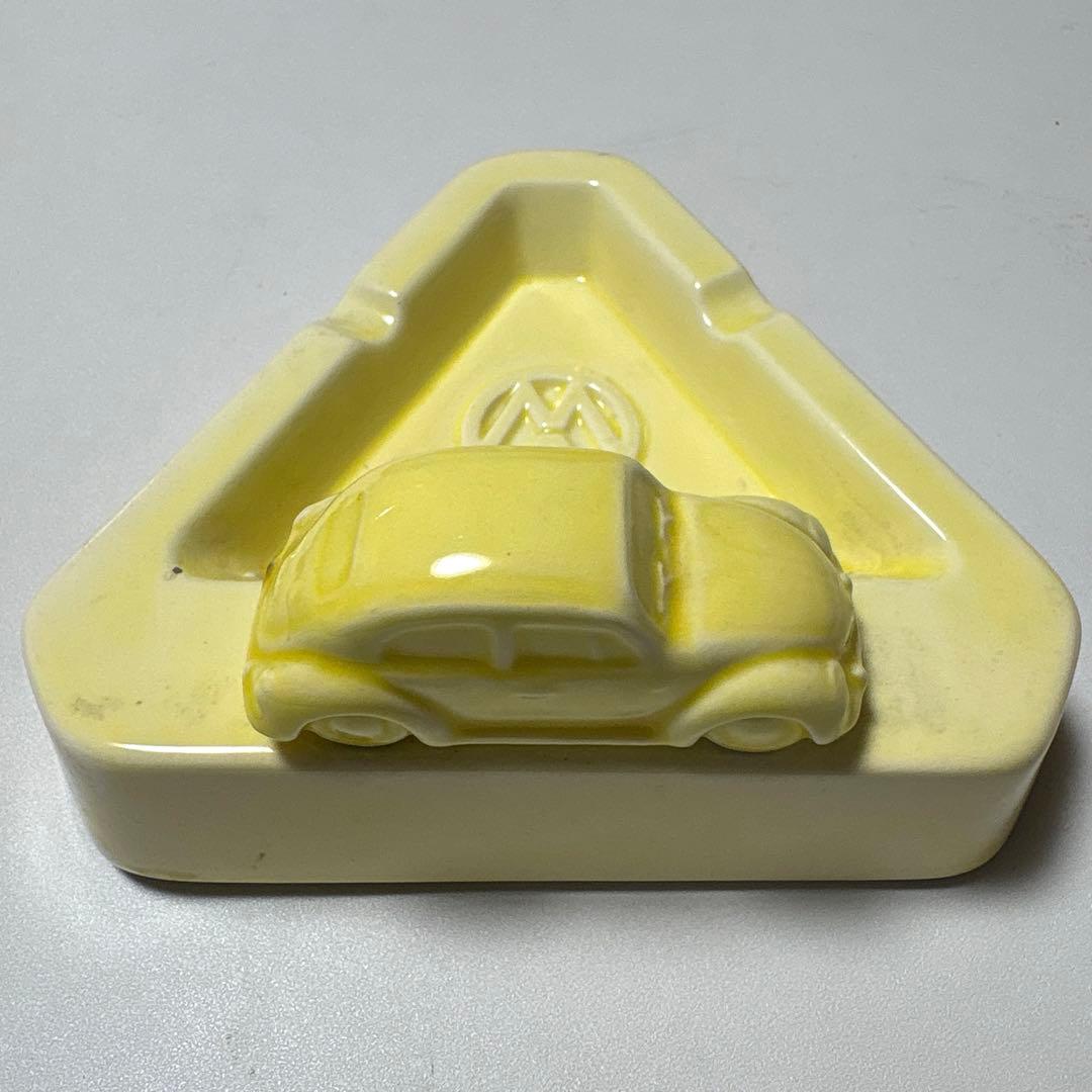 ビートル型オブジェ付き フォルクスワーゲン灰皿 陶器　ノベルティ