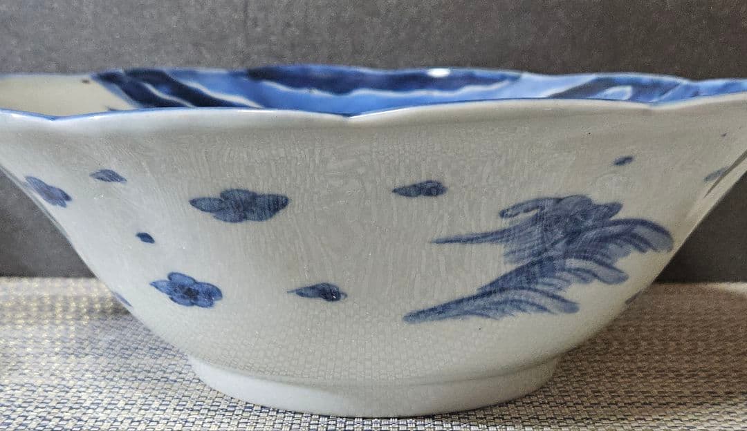 江戸時代後期　古伊万里　染付　鶴に小鳥に 松竹の図　27.8cm　大鉢　盛り器