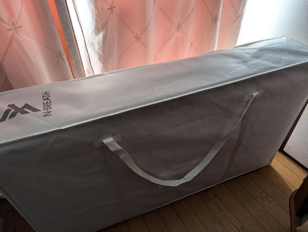 通気性の良い敷き布団セミダブル（Nプレスプラスエア)