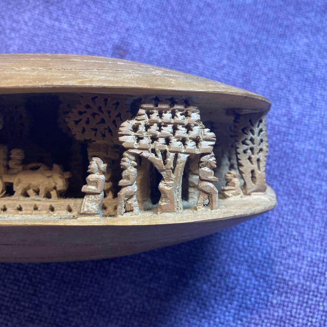 木製　貝殻モチーフ　装飾　彫刻　置き物