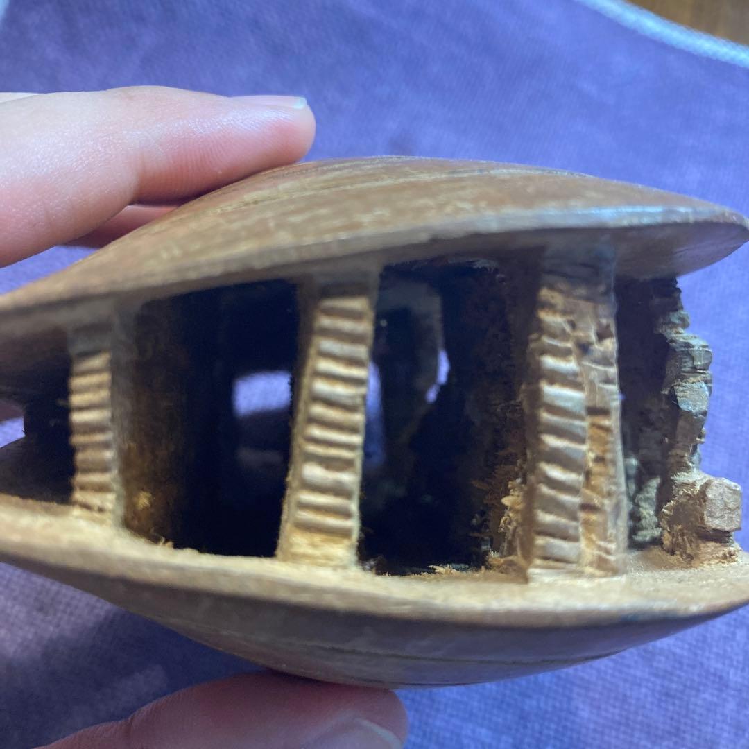 木製　貝殻モチーフ　装飾　彫刻　置き物
