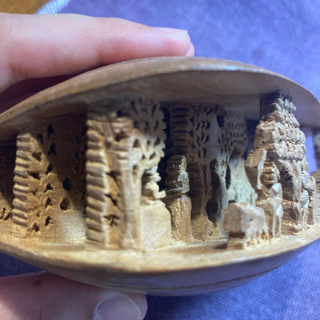 木製　貝殻モチーフ　装飾　彫刻　置き物