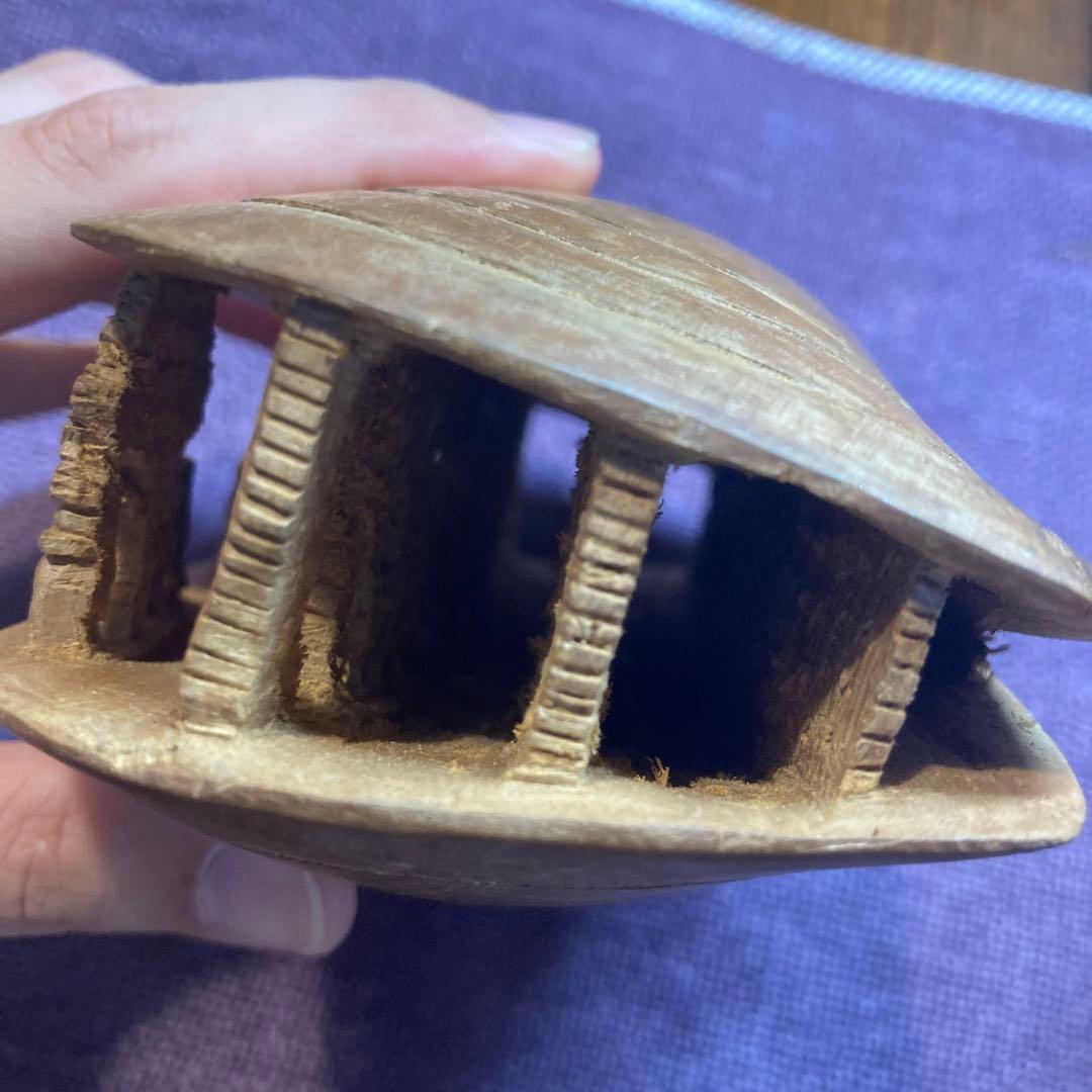 木製　貝殻モチーフ　装飾　彫刻　置き物
