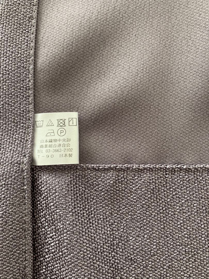 カーテン3枚ヒダ　縦122横110