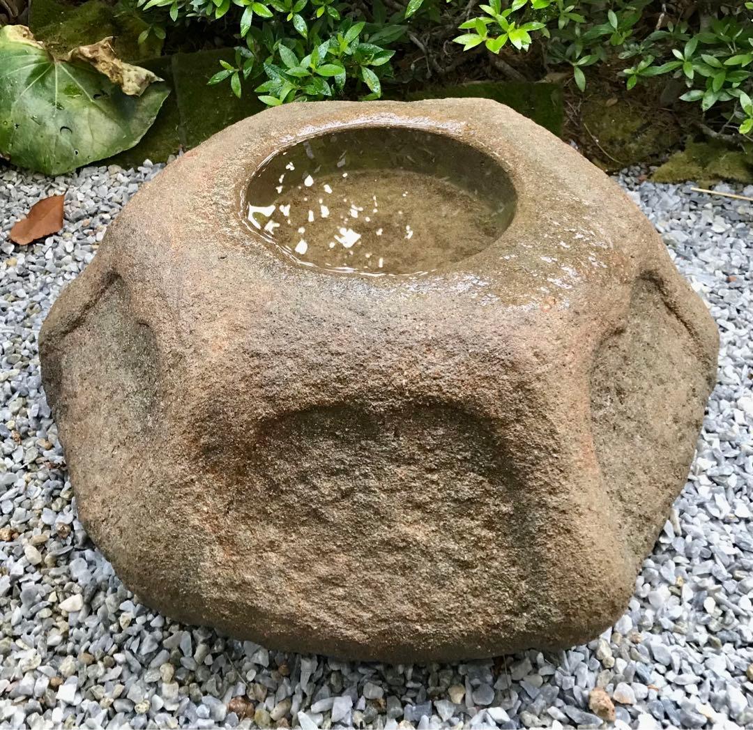 【天然自然石・水鉢・蹲・茶庭石・庭石】オブジェ置物箱庭造園坪庭バードバス石鉢箱庭