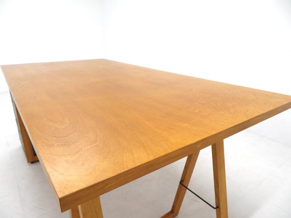 展示品　サザビー　作業台　デスク　店舗什器　デスク　机　片袖机