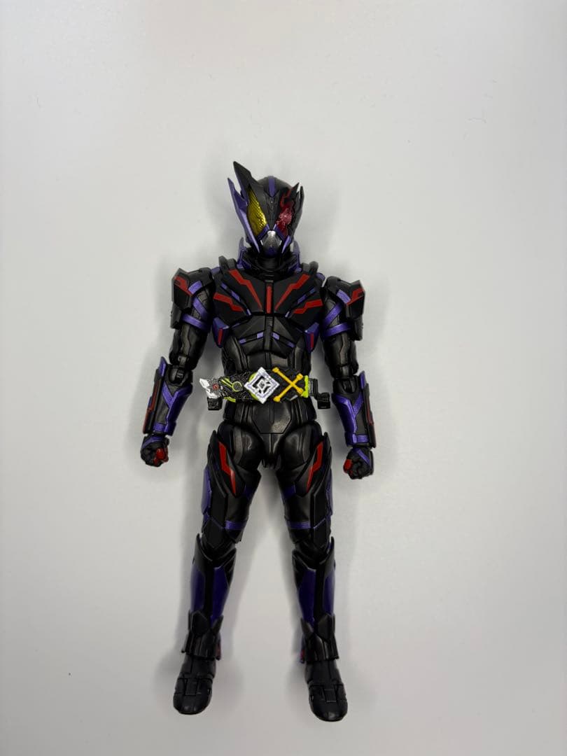 S.H.Figuarts 仮面ライダー滅　アークスコーピオン