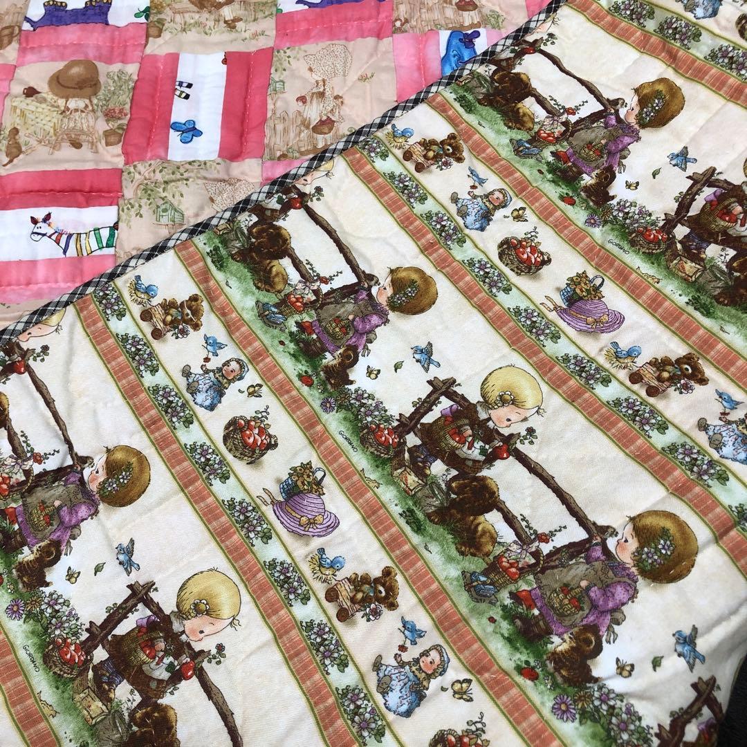 パッチワークキルト　タペストリー  プレイマット　ベビーキルト