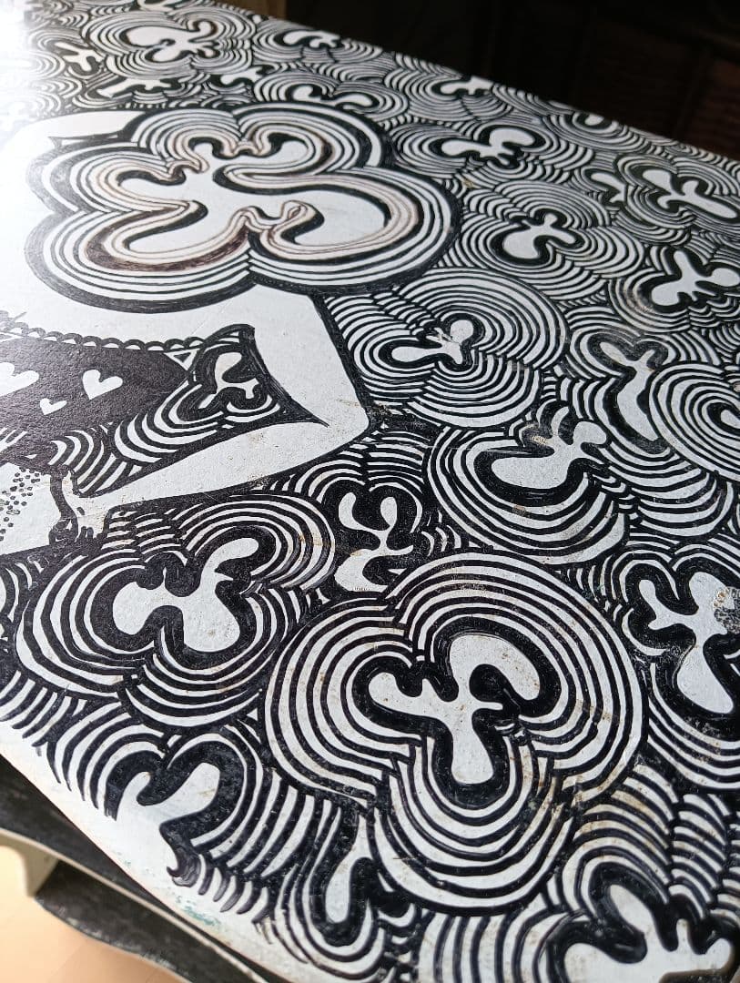 木製　モノクロ　シェルフ　1点物　猫足