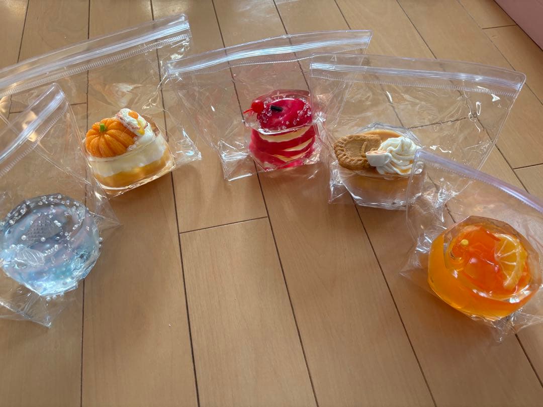 スクイーズまとめ売り 400円〜 - メルカリ