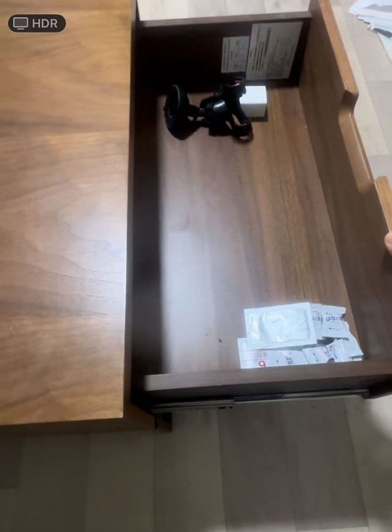 ニトリのブラウン木製昇降式センターテーブル 引き出し付き（引き取りのみ）