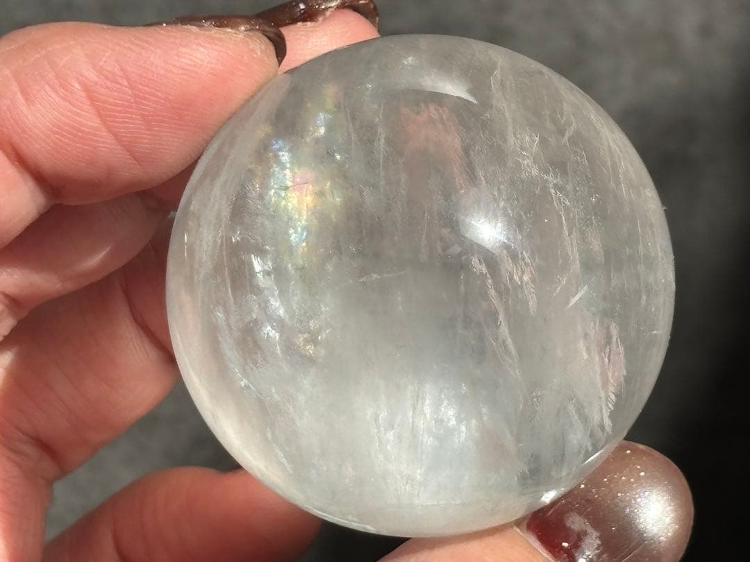 《カラーレスフローライト＊高品質の爆虹スフィア》