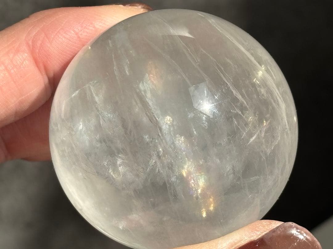 《カラーレスフローライト＊高品質の爆虹スフィア》