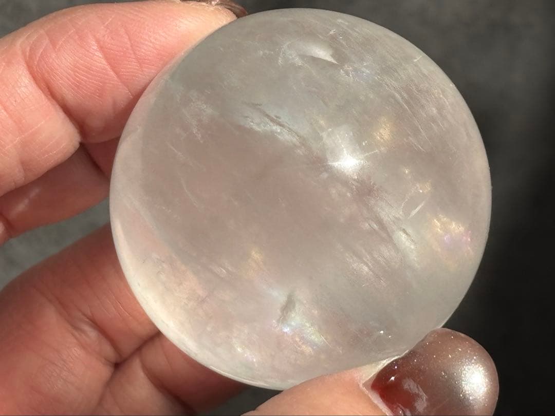 《カラーレスフローライト＊高品質の爆虹スフィア》