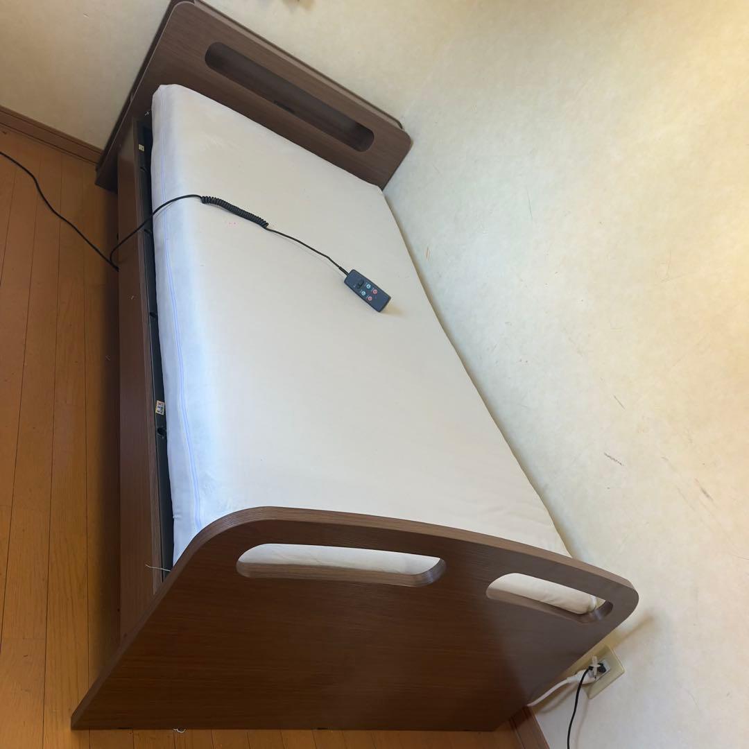 木製リクライニング介護用ベッド