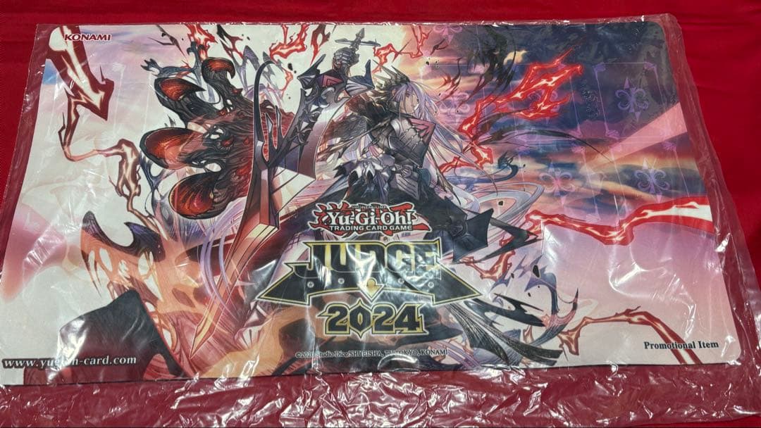 遊戯王 公式 JUDGE 2024 赫聖の妖騎士 プレイマット 未開封 北米版