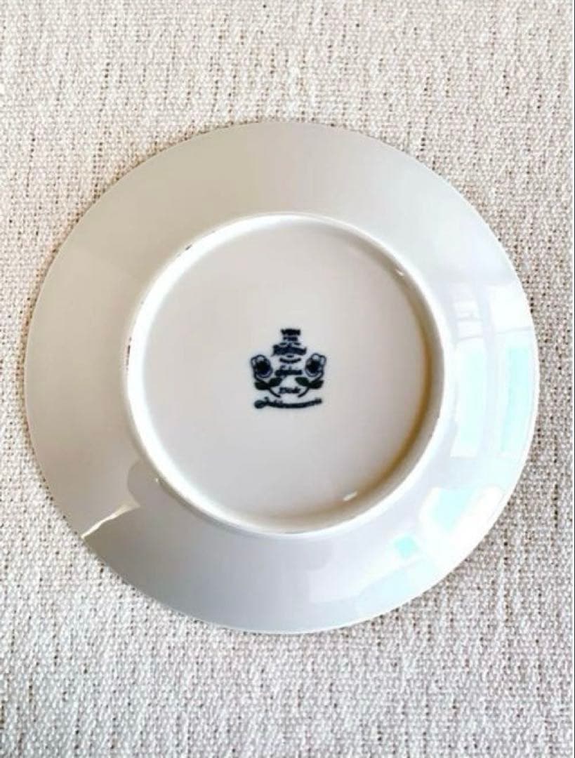 ＊Sylvia ＊24.5cm plate・* 【極美品】