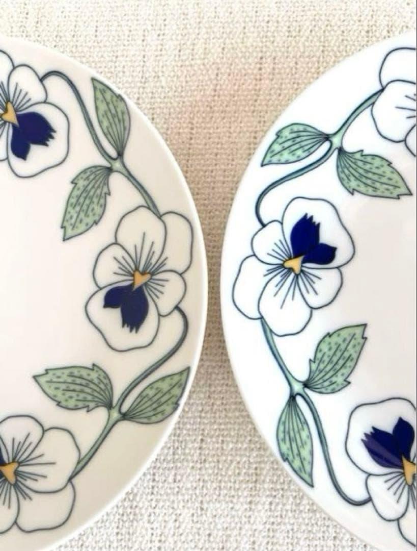 ＊Sylvia ＊24.5cm plate・* 【極美品】