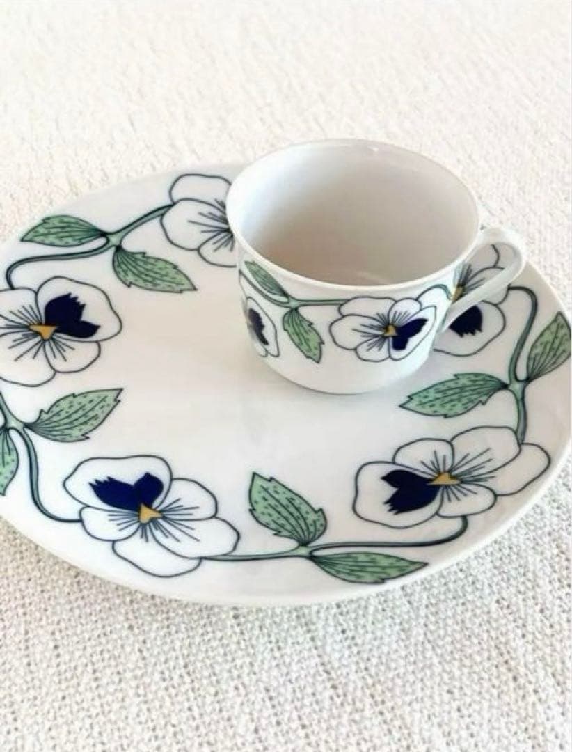 ＊Sylvia ＊24.5cm plate・* 【極美品】