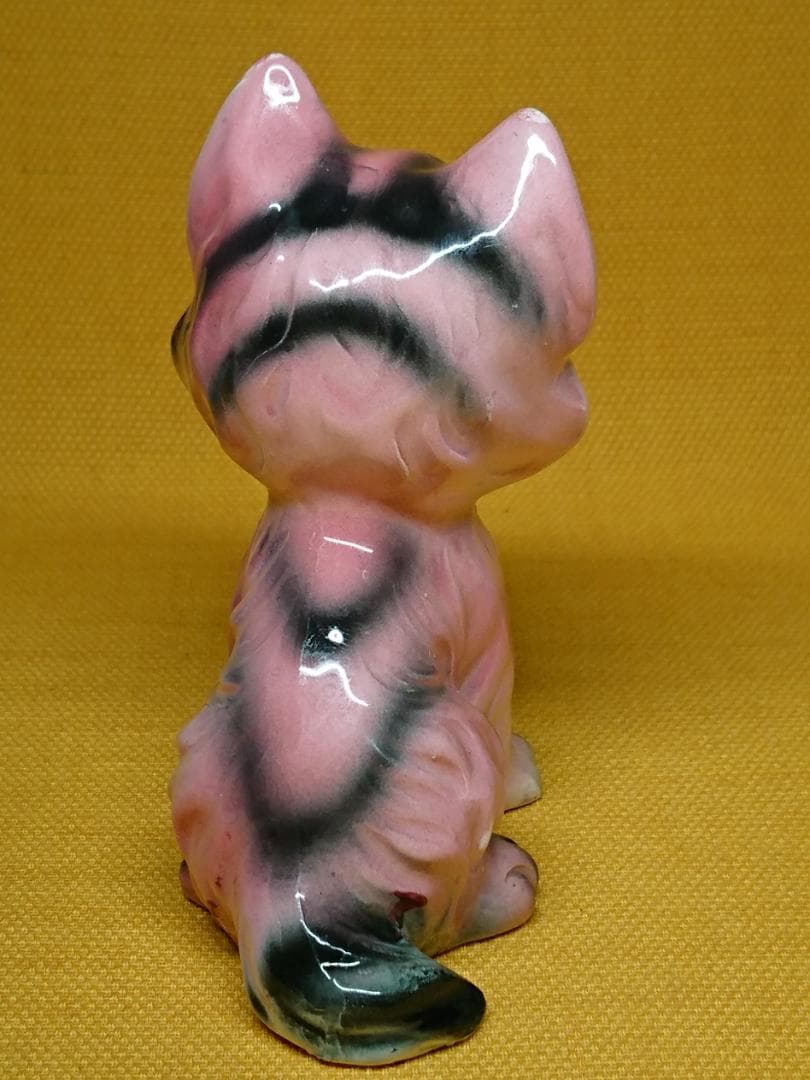 【美品】ねこ　猫　陶器　オブジェ　置物　インテリア　工芸品　美術品　A3379