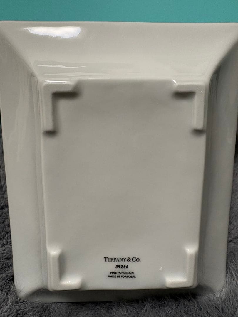 ティファニー アンパサンド ヴィドポシェ トレイアンパーサンド