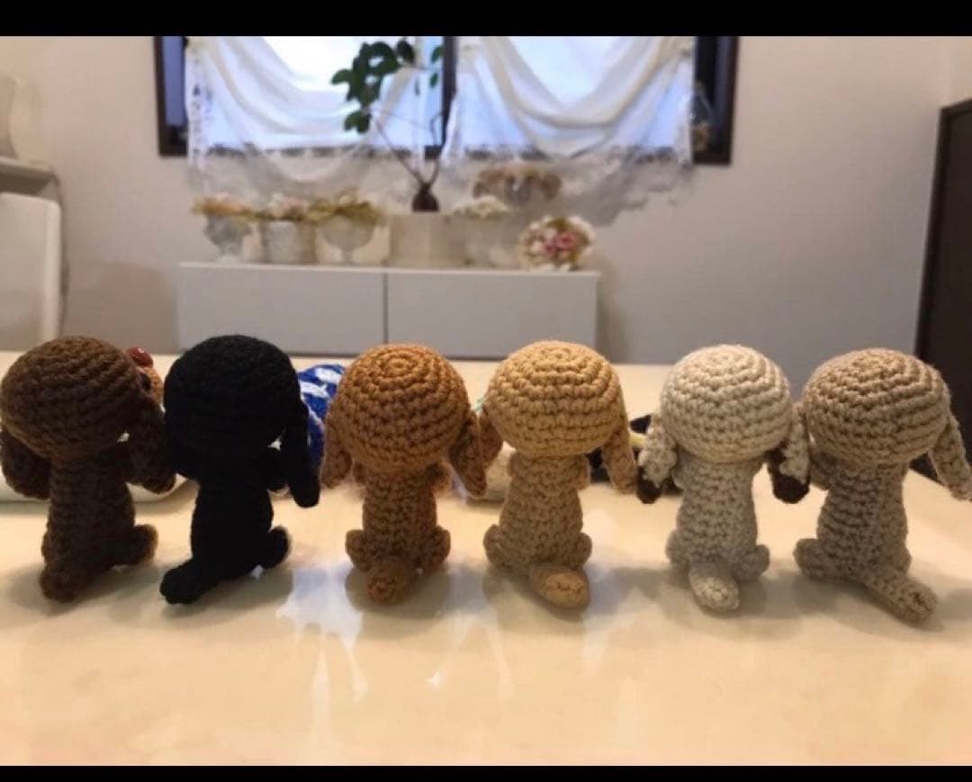 あみぐるみ♡ミニチュアダックス♡おすわり♡ハートチョーカー付き♡