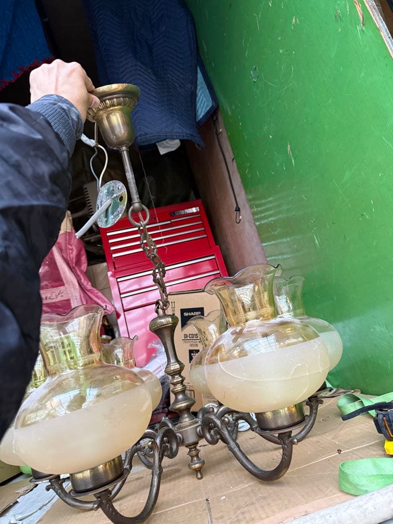 引き取り限定　イタリア製 6灯アンティークシャンデリア 直結工事用