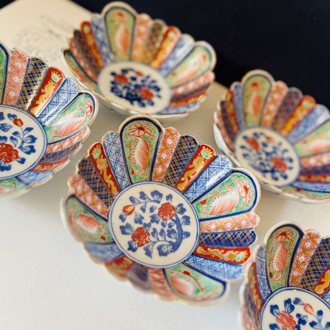 大明萬暦年製　フリル　四角鉢