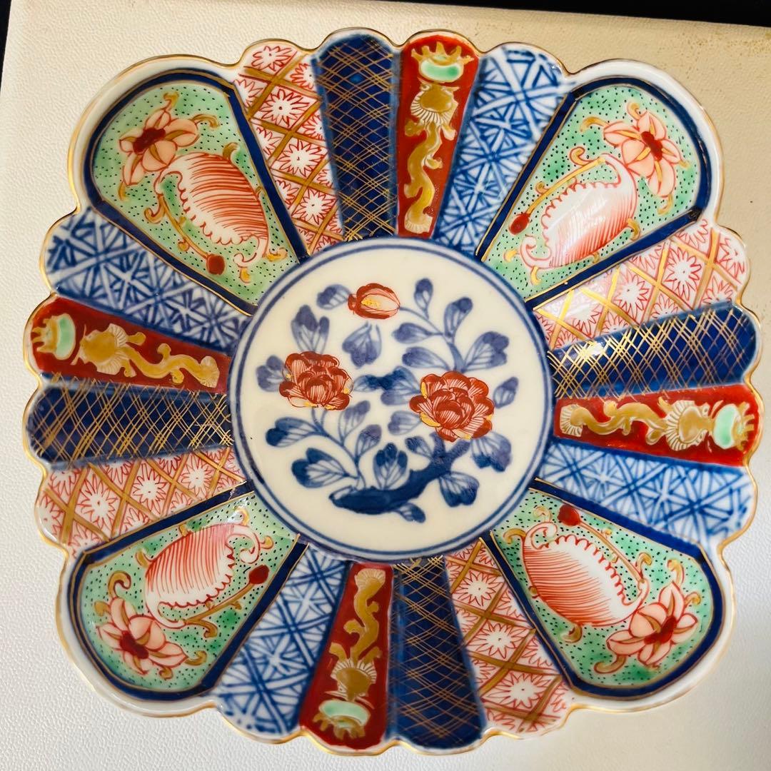 大明萬暦年製　フリル　四角鉢