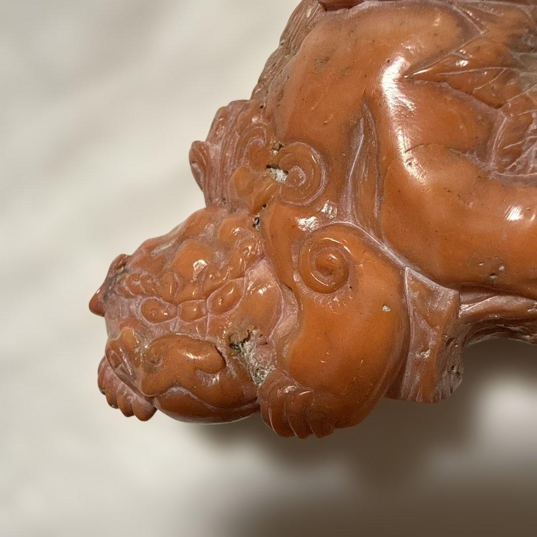 赤珊瑚　獅子　彫刻　高さ約7cm 重さ約179.2g