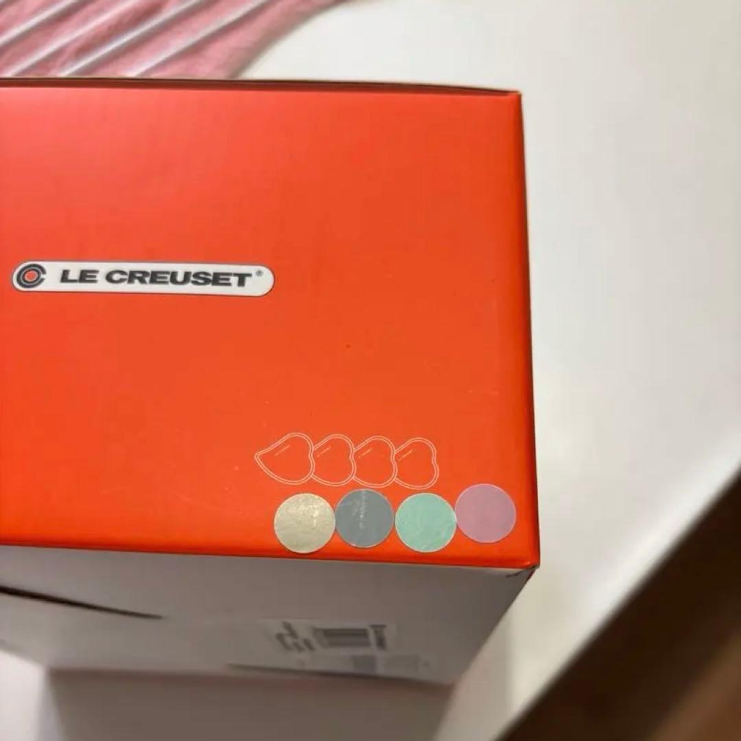 ル・クルーゼ スフィア ハートペタル ディッシュ