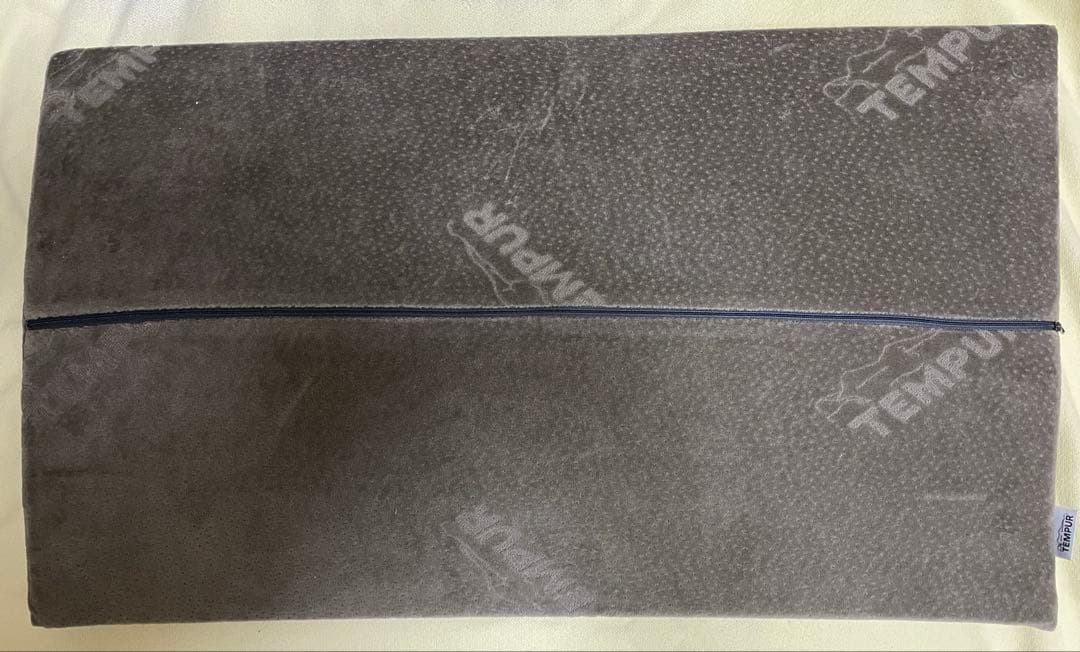 【テンピュール（Tempur）】ベッドバックサポート（腰枕