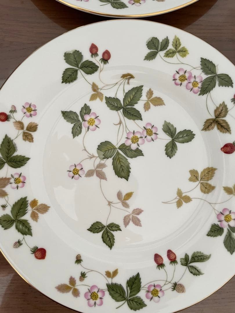ウエッジウッド　　ワイルドストロベリープレート