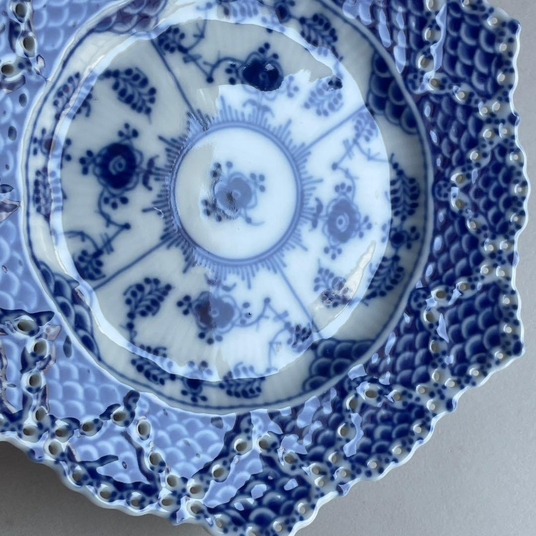 美品 ロイヤルコペンハーゲン ブルーフルーテッド ダブルレース プレート 透かし