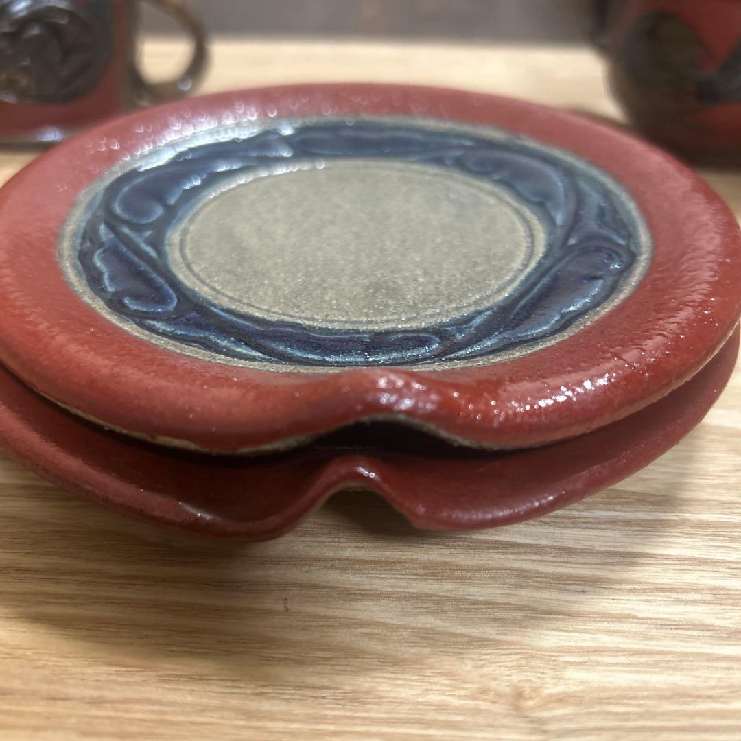 沖縄 やちむん 魚紋 壺屋焼 赤絵 小橋川清正 カップ＆ソーサー 2客