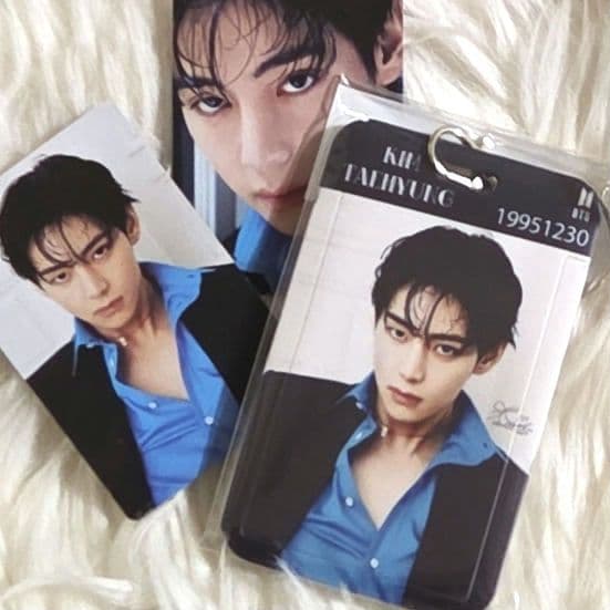 BTS V テテ スライド式カードケース&トレカセット - メルカリ